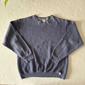 002 - VINTAGE 00s RUSSELL ATHLETICS GREY/BLUE FADED BLANK PULLOVER SWEATSHIRT